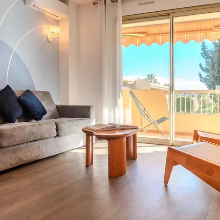 Les 15 Pins & La -le Calme D'un Parc, Piscine, La A Proximite Antibes