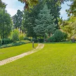 Les 15 Pins & La -le Calme D'un Parc, Piscine, La A Proximite 公寓式酒店 3*