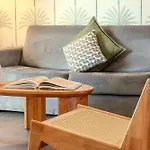Les 15 Pins & La -le Calme D'un Parc, Piscine, La A Proximite 公寓式酒店 昂蒂布