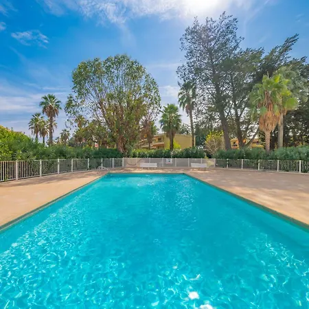 Les 15 Pins & La - Piscines, A 5min, Climatisation Aparthotel